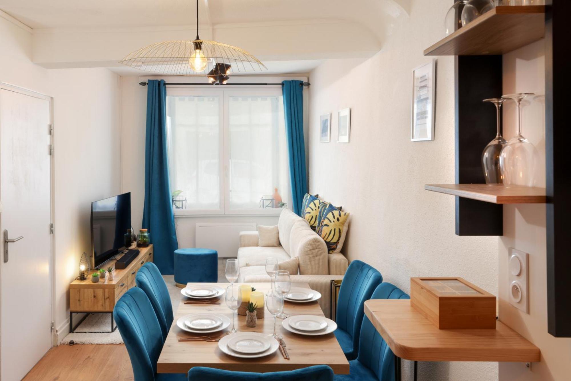 Le Pied A Terre De La Cite - Parking Au Pied De La Cite Apartment Carcassonne Room photo